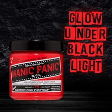 Manic Panic - Pussycat Pink, Haartnung